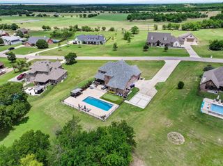 107 Whispering Winds Drive, Gunter, TX 75058
