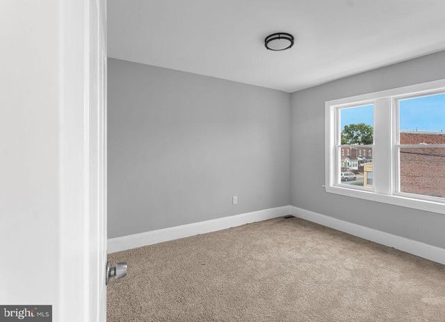 209 E 24TH ST, Wilmington, DE 19802