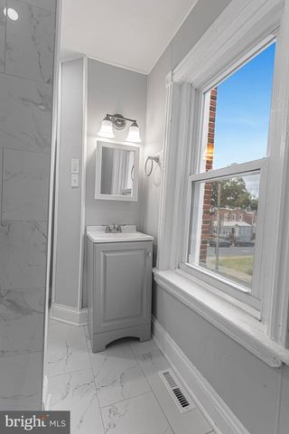 209 E 24TH ST, Wilmington, DE 19802