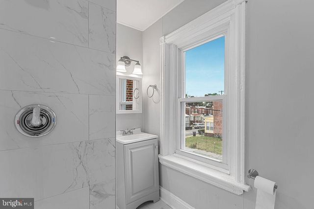 209 E 24TH ST, Wilmington, DE 19802