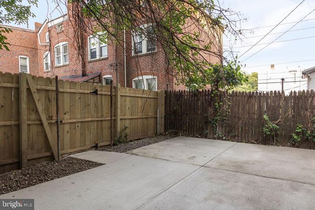 209 E 24TH ST, Wilmington, DE 19802
