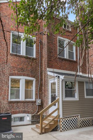 209 E 24TH ST, Wilmington, DE 19802