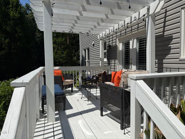 807 Temple Street, Raleigh, NC 27609