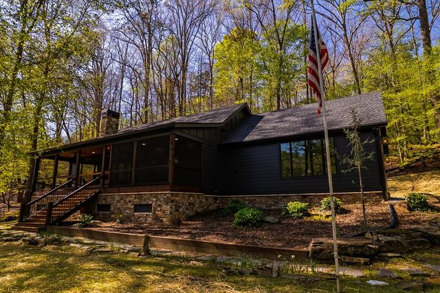 480 Riveredge Lane, Ellijay, GA 30540