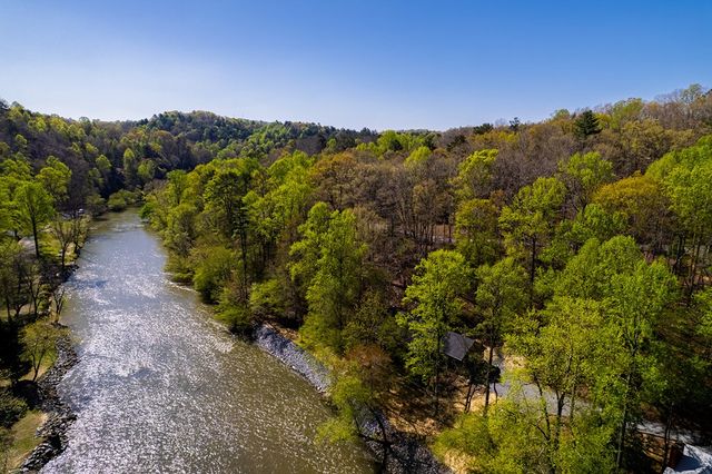480 Riveredge Lane, Ellijay, GA 30540