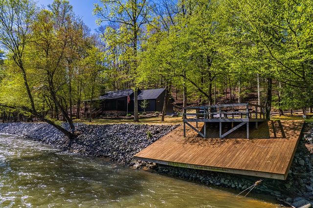 480 Riveredge Lane, Ellijay, GA 30540
