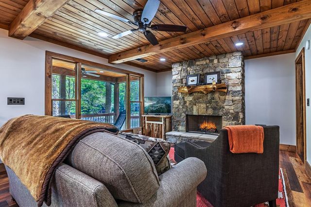 480 Riveredge Lane, Ellijay, GA 30540