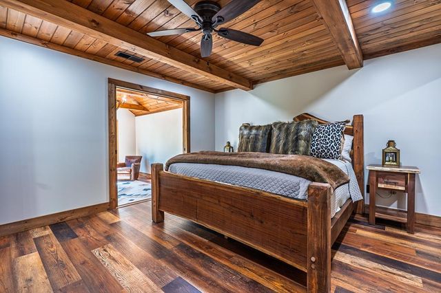 480 Riveredge Lane, Ellijay, GA 30540