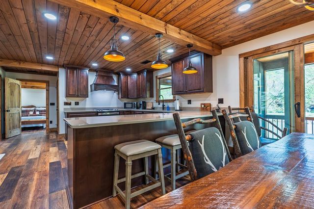 480 Riveredge Lane, Ellijay, GA 30540