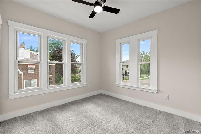 3046 Leslie Street, Detroit, MI 48238
