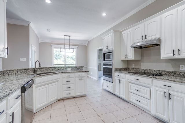 117 Danielle Drive, Hudson Oaks, TX 76087