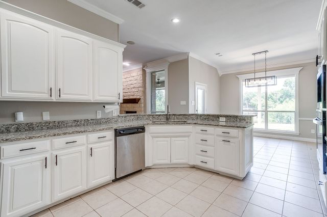 117 Danielle Drive, Hudson Oaks, TX 76087