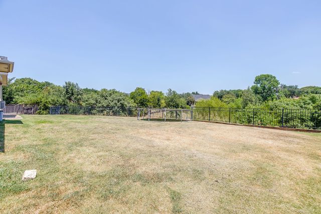 117 Danielle Drive, Hudson Oaks, TX 76087