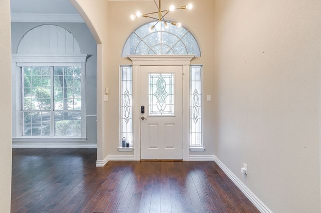 117 Danielle Drive, Hudson Oaks, TX 76087