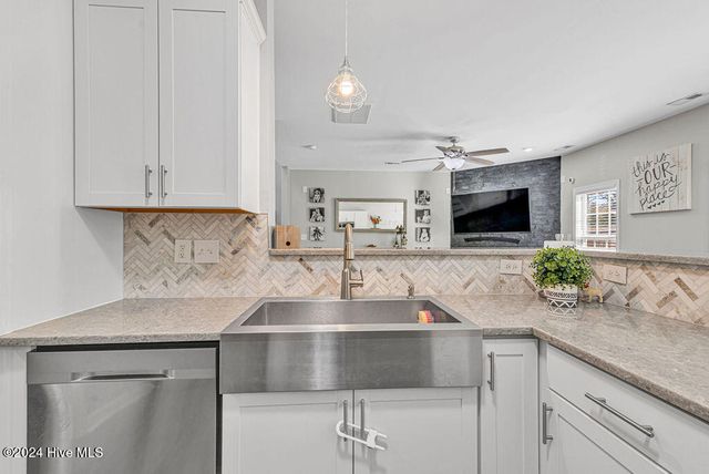 123 Katrina Street, Sneads Ferry, NC 28460