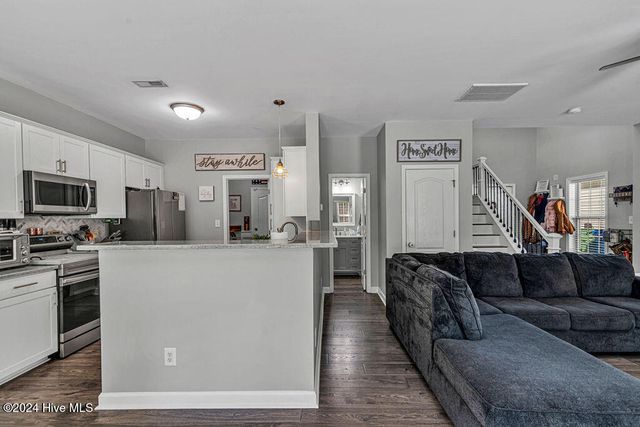 123 Katrina Street, Sneads Ferry, NC 28460