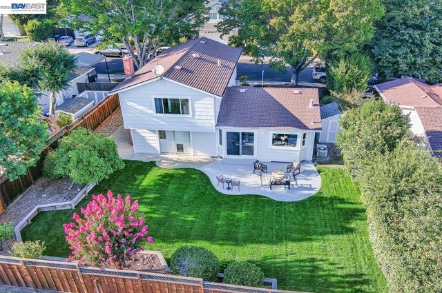 7352 Lemonwood Way, Pleasanton, CA 94588