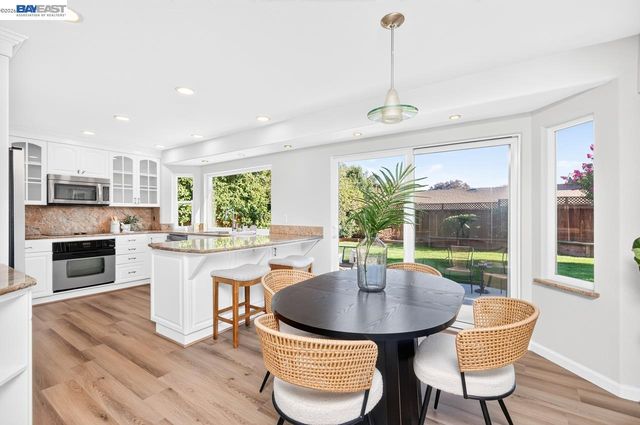 7352 Lemonwood Way, Pleasanton, CA 94588