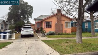 632 632 W 25Th St, Merced, CA 95340