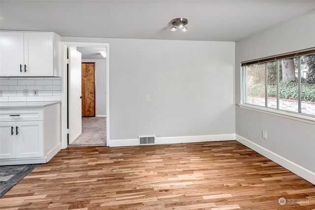 5717 186th Place SW, Lynnwood, WA 98037