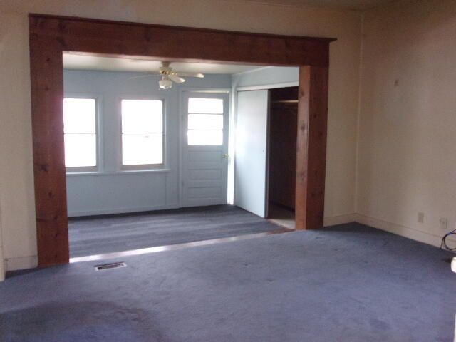 321 S Wood Street, Hudson, MI 49247