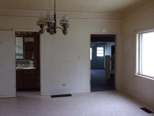 321 S Wood Street, Hudson, MI 49247