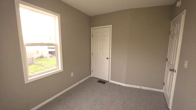 647 E Walnut Street, Lancaster, OH 43130