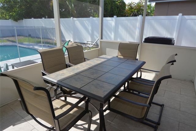 3840 N 42nd Terrace, Hollywood, FL 33021
