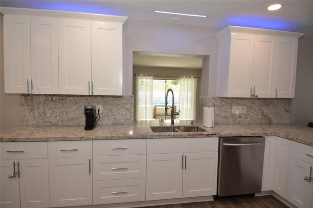 3840 N 42nd Terrace, Hollywood, FL 33021