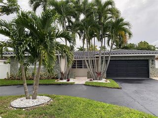 3840 N 42nd Terrace, Hollywood, FL 33021