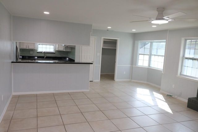 12615 Huntington Venture Drive, Houston, TX 77099