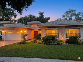 9812 SW 77th Place, Miami, FL 33156