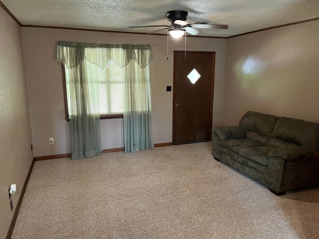 147 Magnolia Dr, Simpson, LA 71474