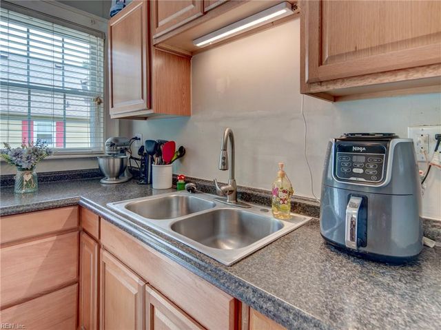 4203 Clifford ST, Portsmouth, VA 23707