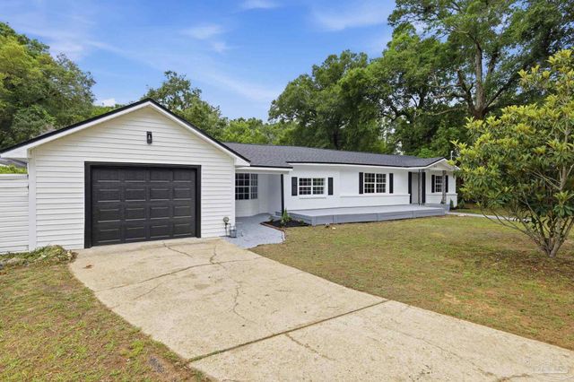 7717 Pontiac Dr, Pensacola, FL 32506