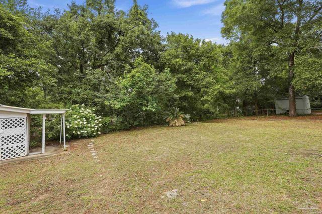7717 Pontiac Dr, Pensacola, FL 32506