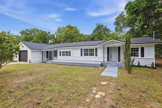 7717 Pontiac Dr, Pensacola, FL 32506