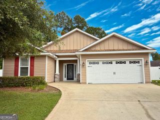 114 Paradise Court, Kingsland, GA 31548