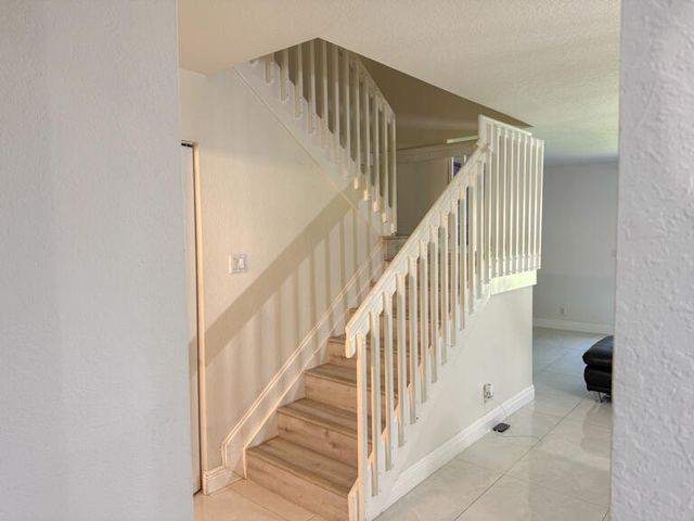 6111 Sugar Loaf Lane, West Palm Beach, FL 33411