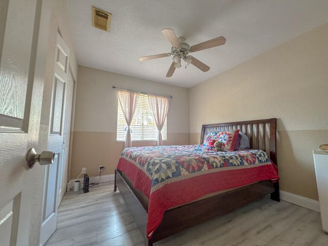 6111 Sugar Loaf Lane, West Palm Beach, FL 33411