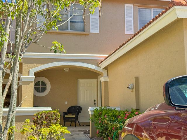 6111 Sugar Loaf Lane, West Palm Beach, FL 33411