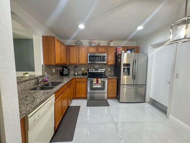 6111 Sugar Loaf Lane, West Palm Beach, FL 33411