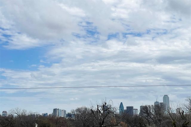 2417 N Winnetka Avenue, Dallas, TX 75212