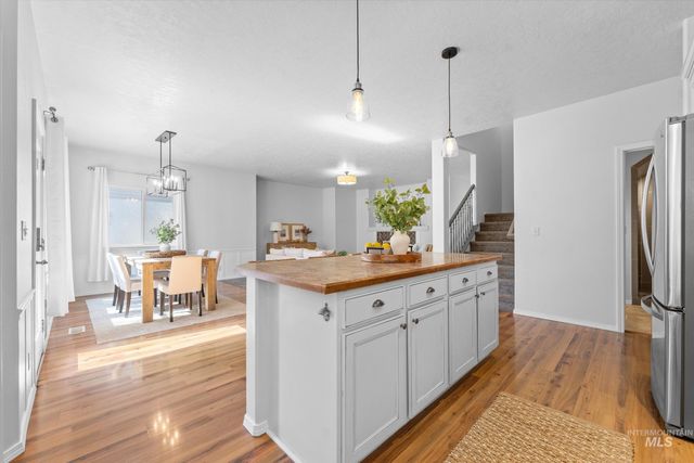 3542 S Capulet Way, Meridian, ID 83642