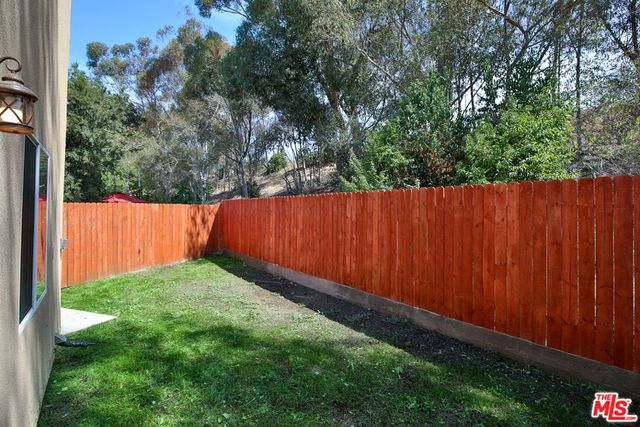 5517 - 5519 Lavinia Avenue, Lynwood, CA 90262