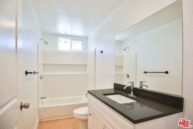 5517 - 5519 Lavinia Avenue, Lynwood, CA 90262