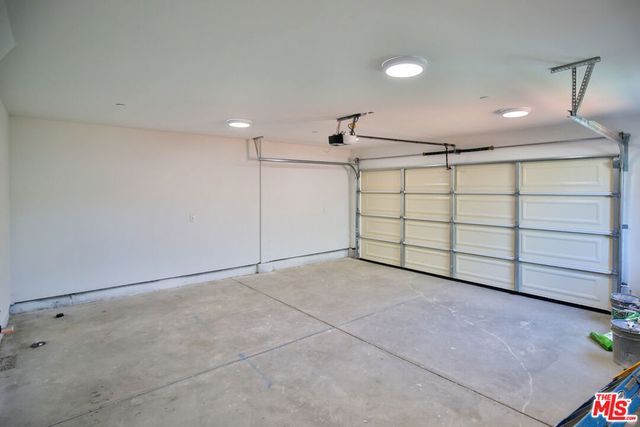 5517 - 5519 Lavinia Avenue, Lynwood, CA 90262