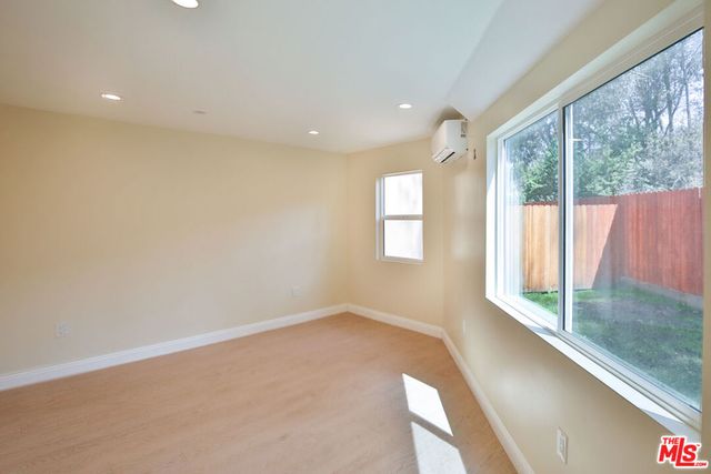 5517 - 5519 Lavinia Avenue, Lynwood, CA 90262