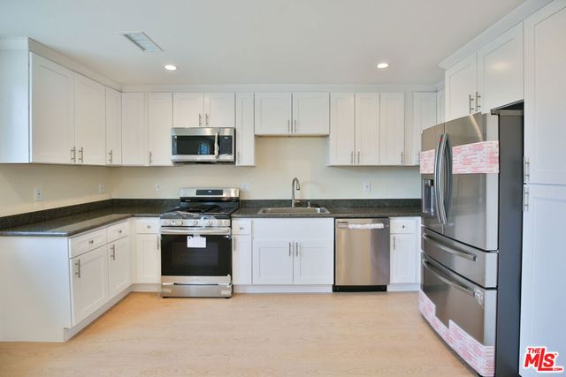5517 - 5519 Lavinia Avenue, Lynwood, CA 90262