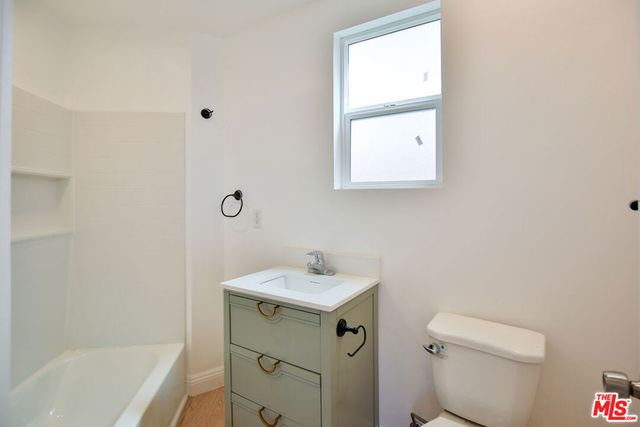 5517 - 5519 Lavinia Avenue, Lynwood, CA 90262